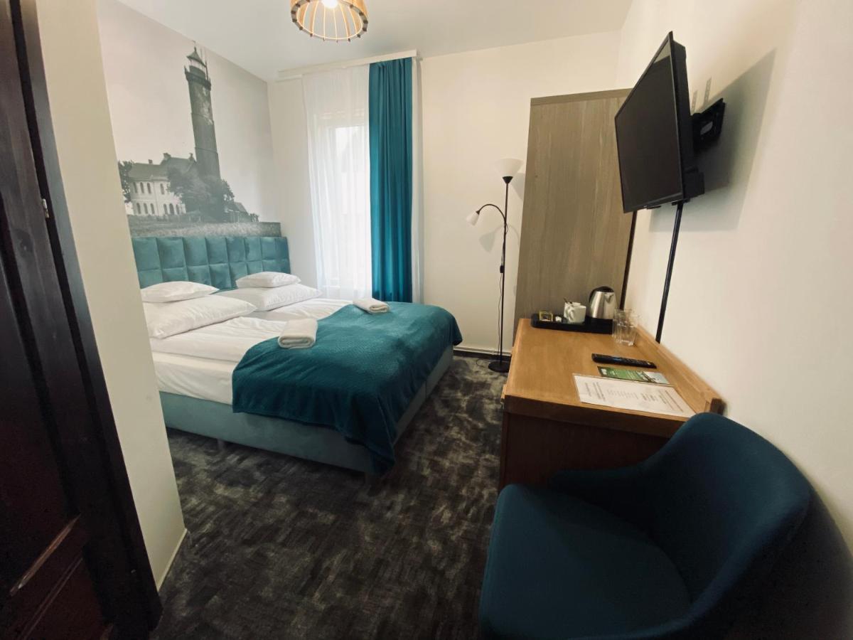 Mikolajek Hotell Jarosławiec Exteriör bild