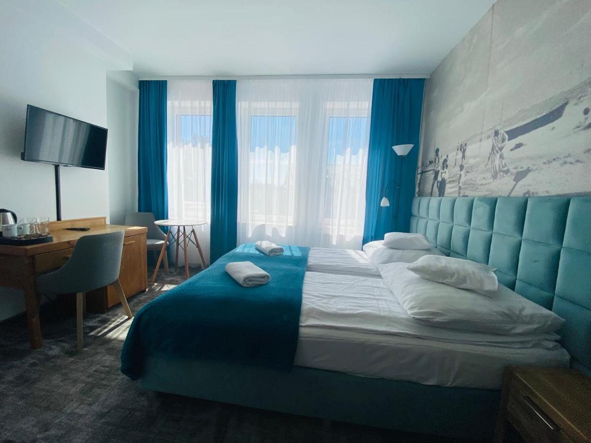 Mikolajek Hotell Jarosławiec Exteriör bild